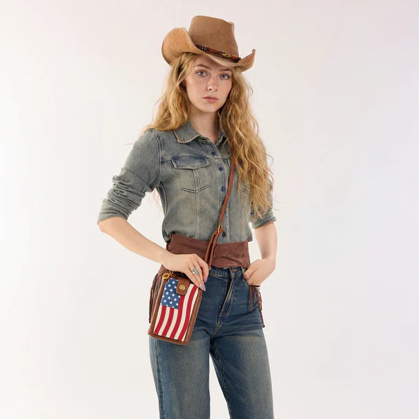 Montana West American Flag RFID Crossbody Phone Wallet - Red